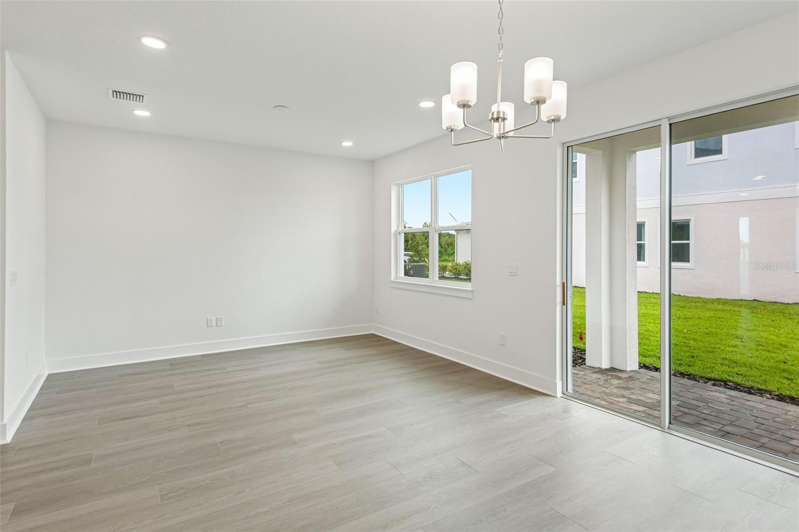 31844 CLOVER FIN CT — photo 16
