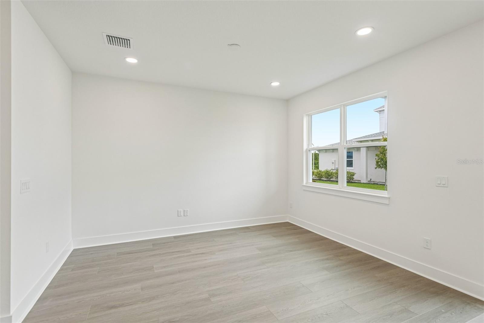 31844 CLOVER FIN CT — photo 18