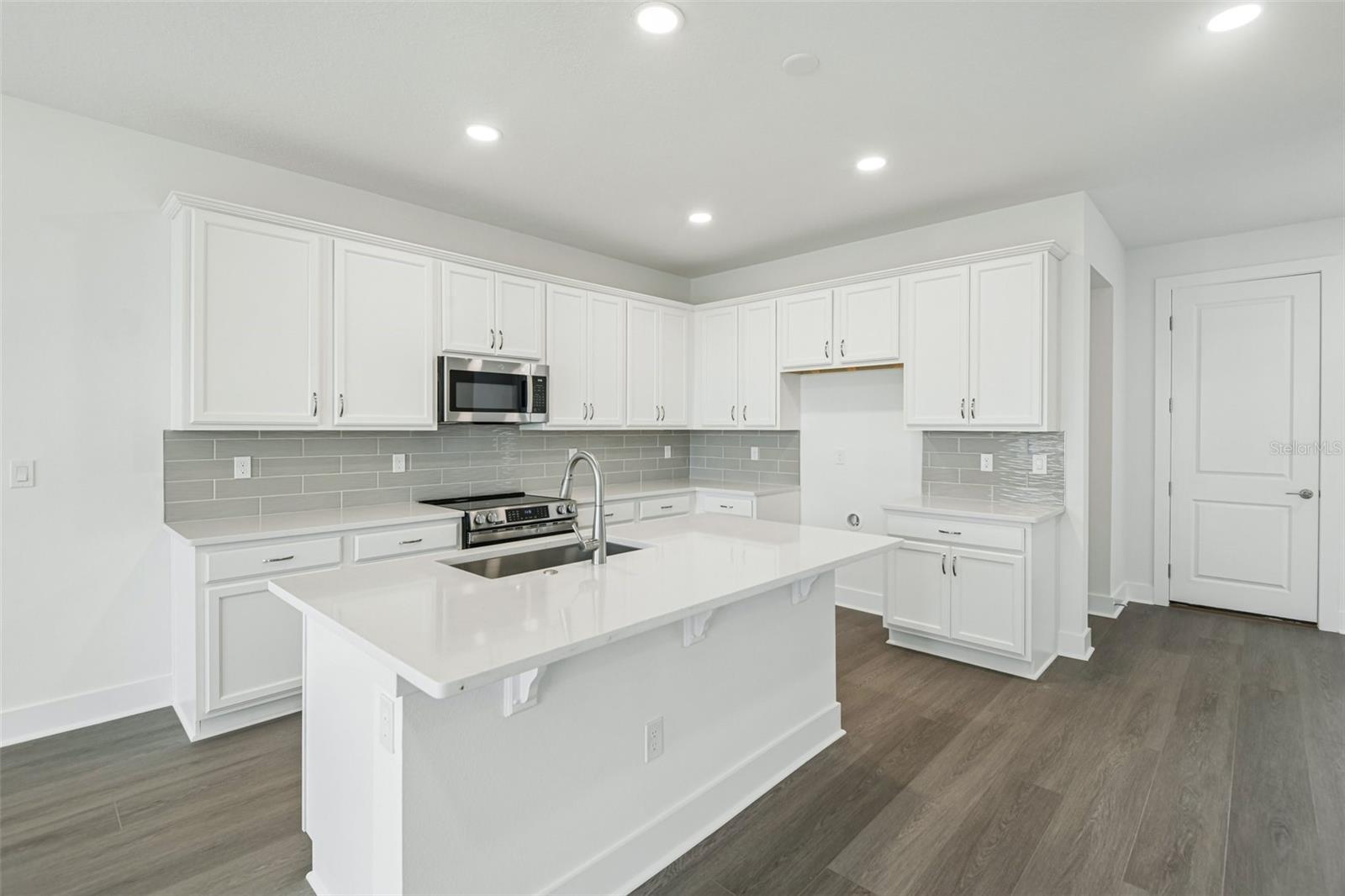 31844 CLOVER FIN CT — photo 3