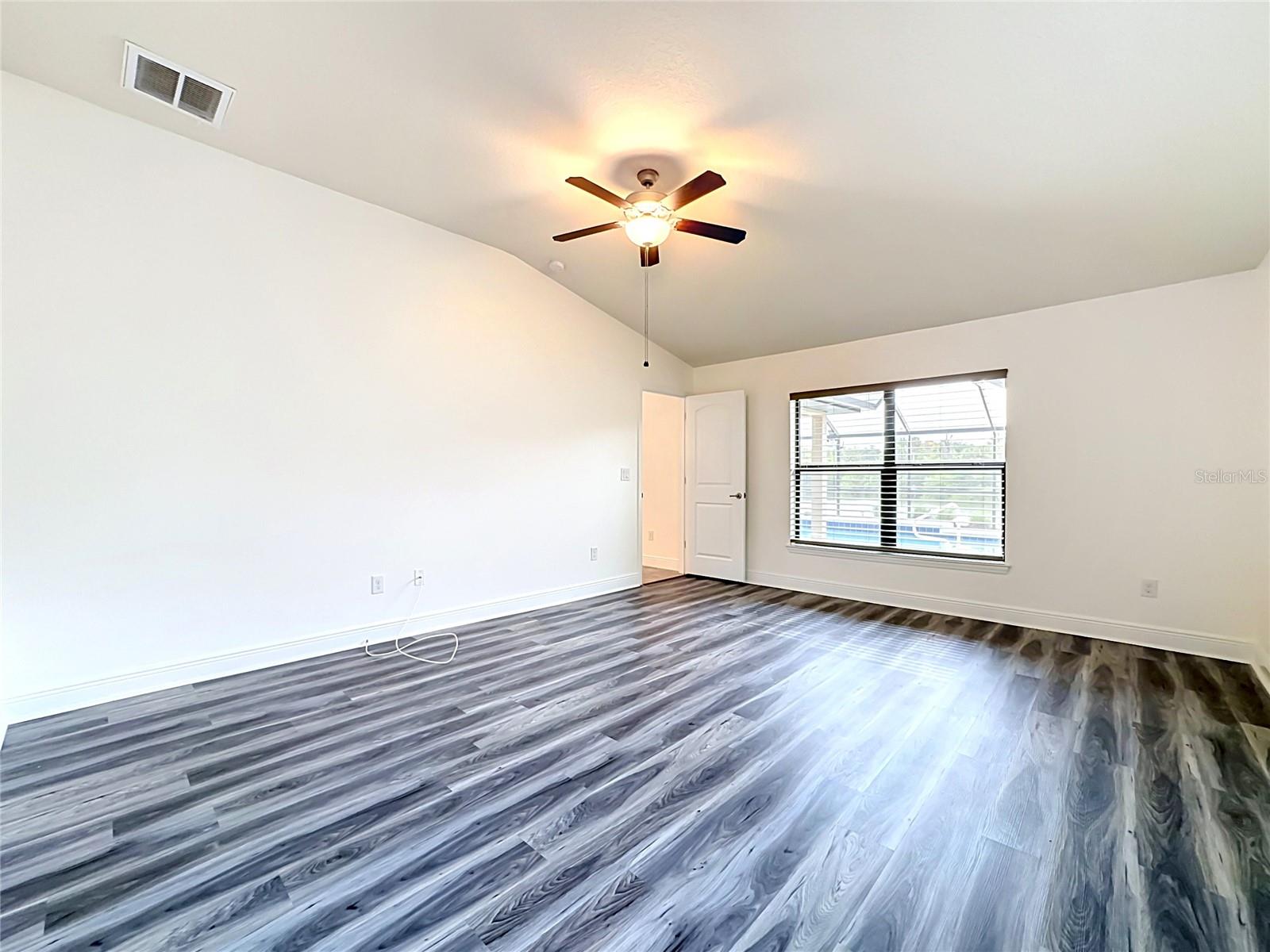 9210 52ND AVE E — photo 15