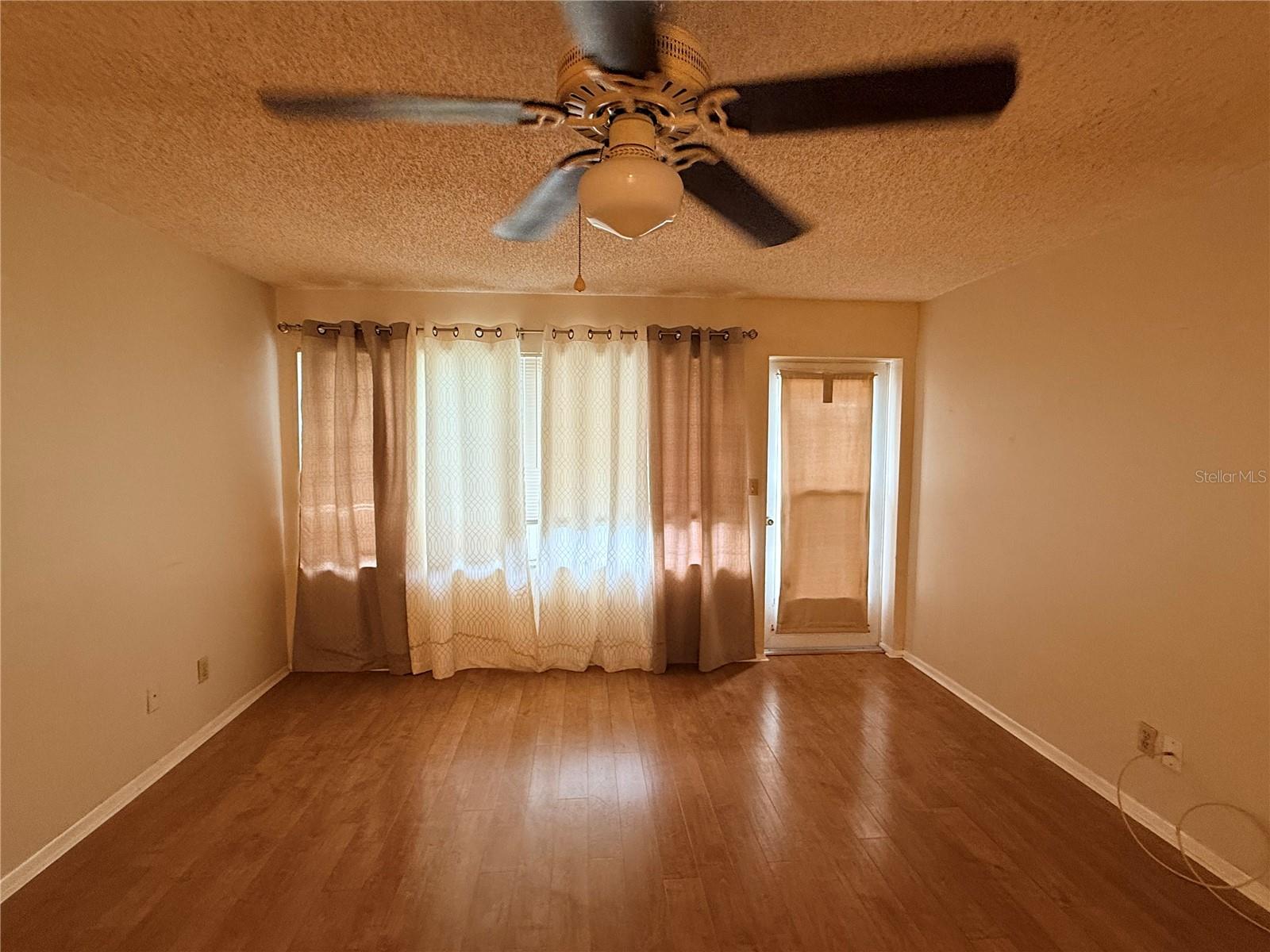 3832 TEESIDE DR #4 — photo 4