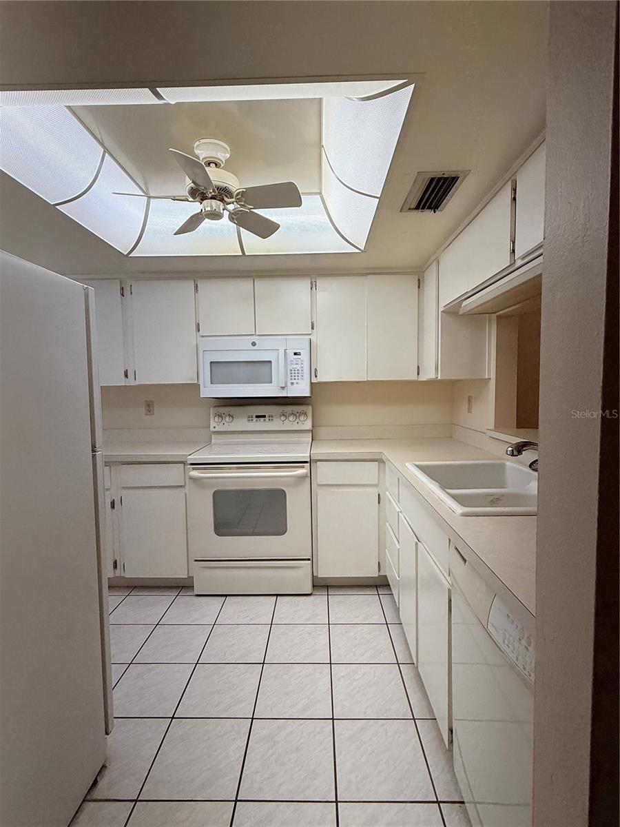 3832 TEESIDE DR #4 — photo 7