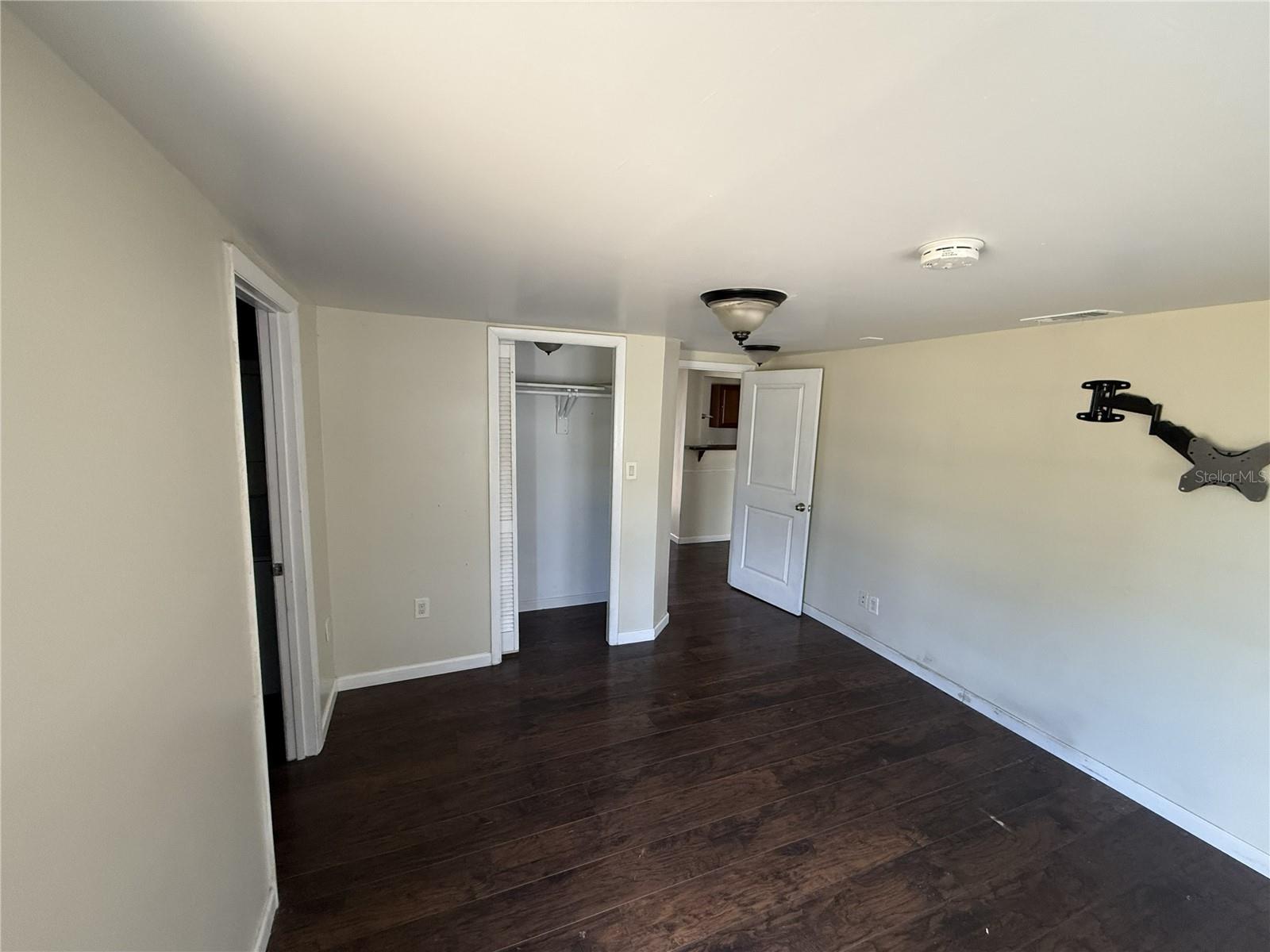 1810 9TH ST W — photo 8