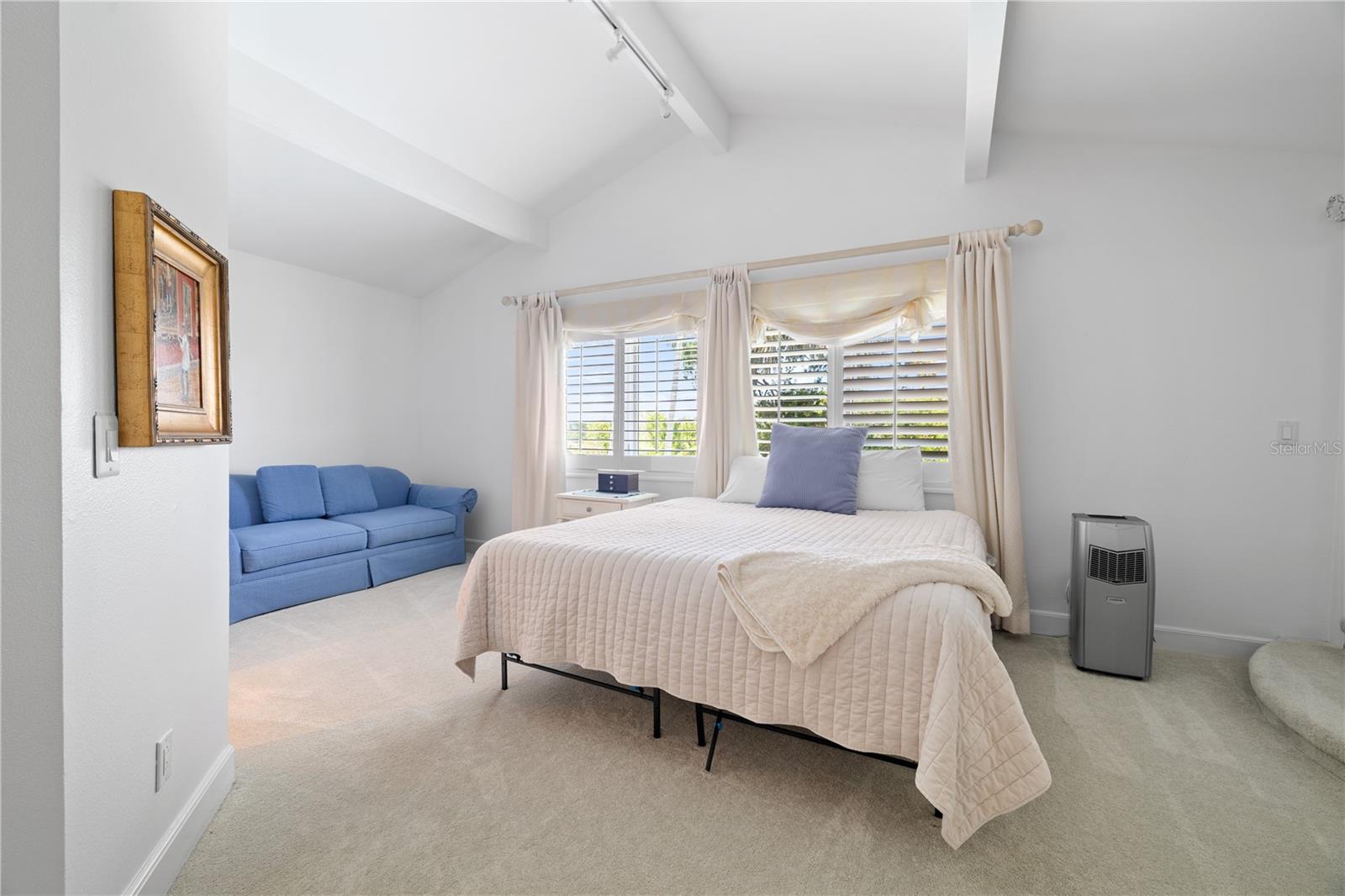 6305 BURNING TREE DR — photo 48