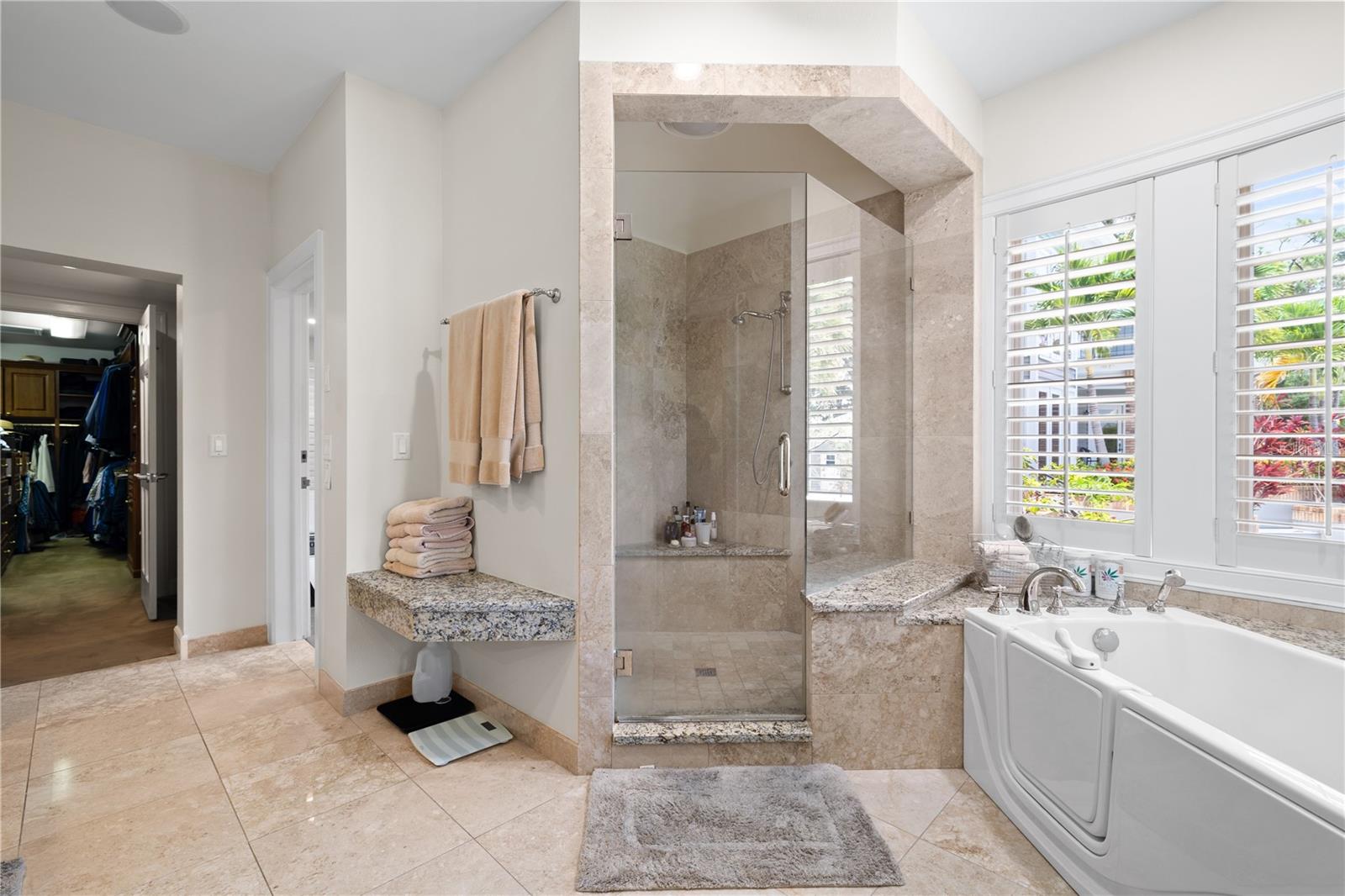 6305 BURNING TREE DR — photo 36