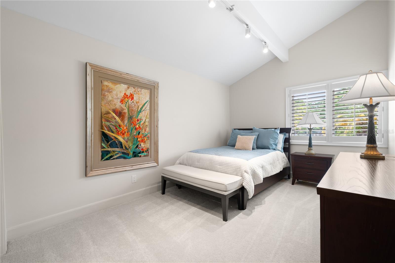 6305 BURNING TREE DR — photo 44