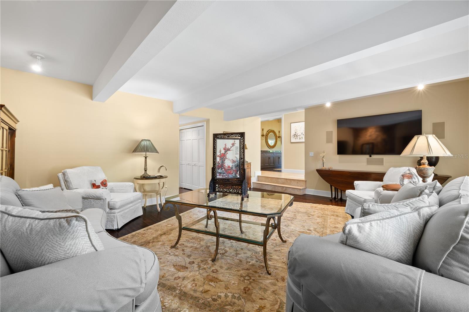 6305 BURNING TREE DR — photo 13