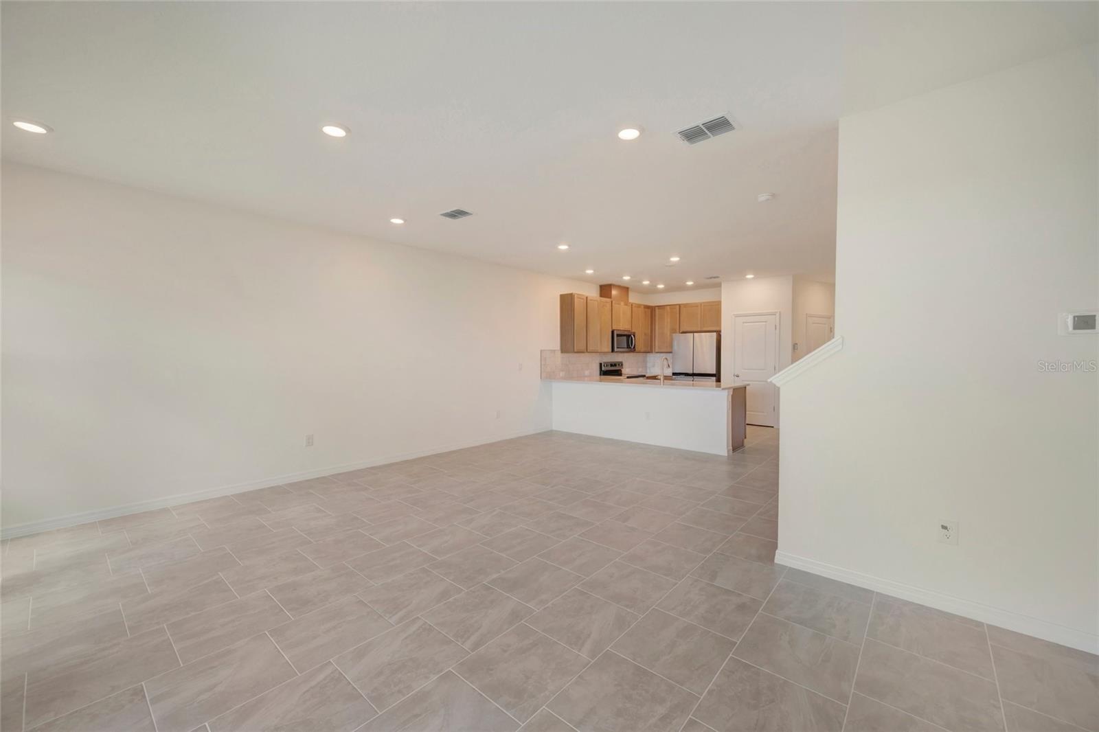 6353 JENSEN VIEW AVE — photo 10