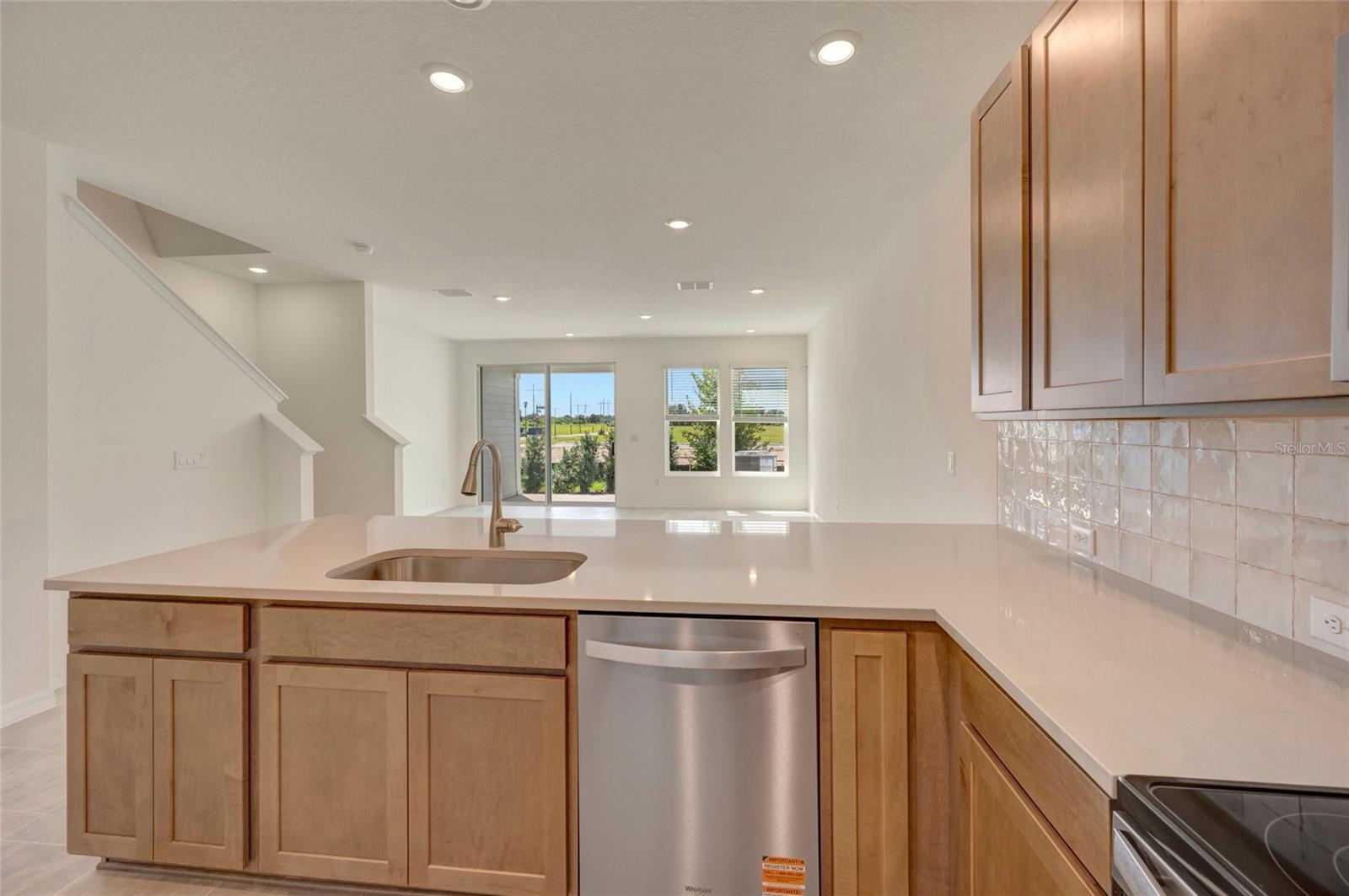6353 JENSEN VIEW AVE — photo 4