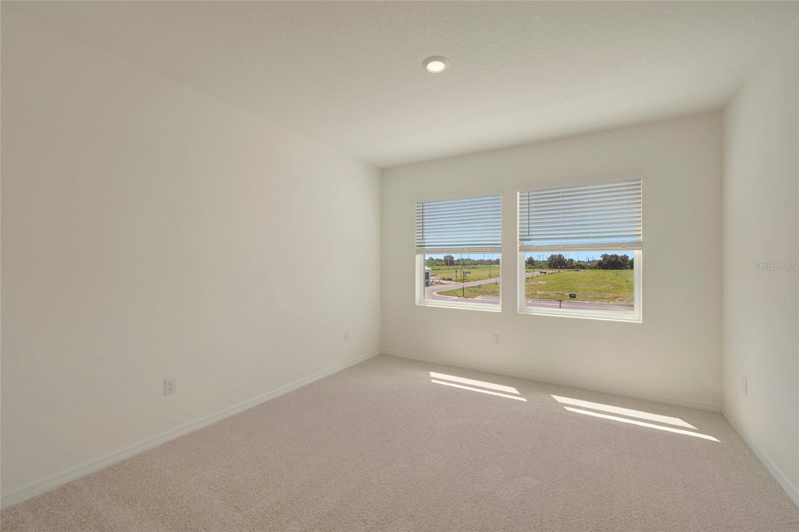 6353 JENSEN VIEW AVE — photo 14