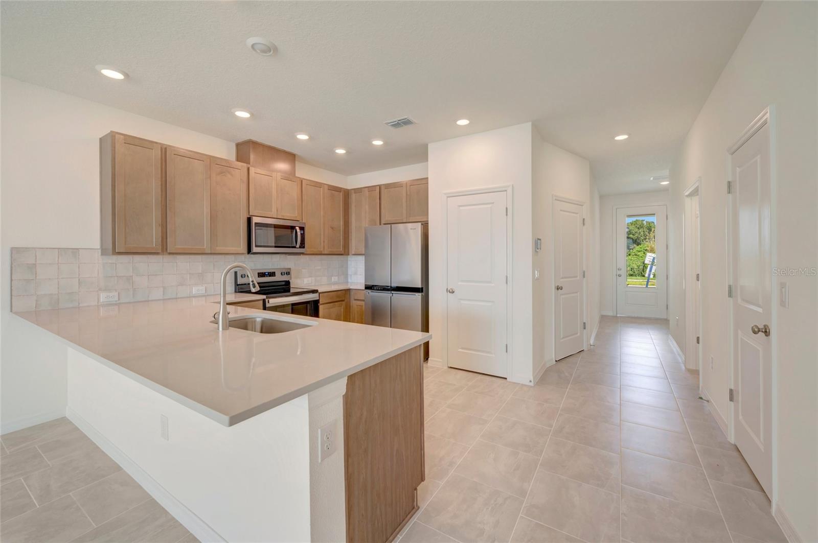 6353 JENSEN VIEW AVE — photo 6