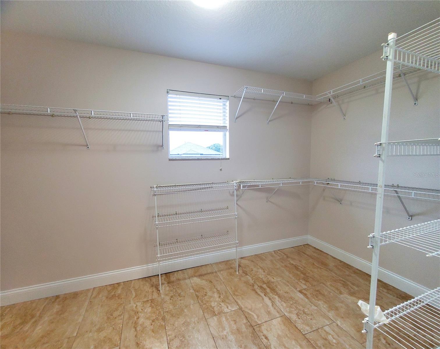 25644 FRITH ST — photo 32