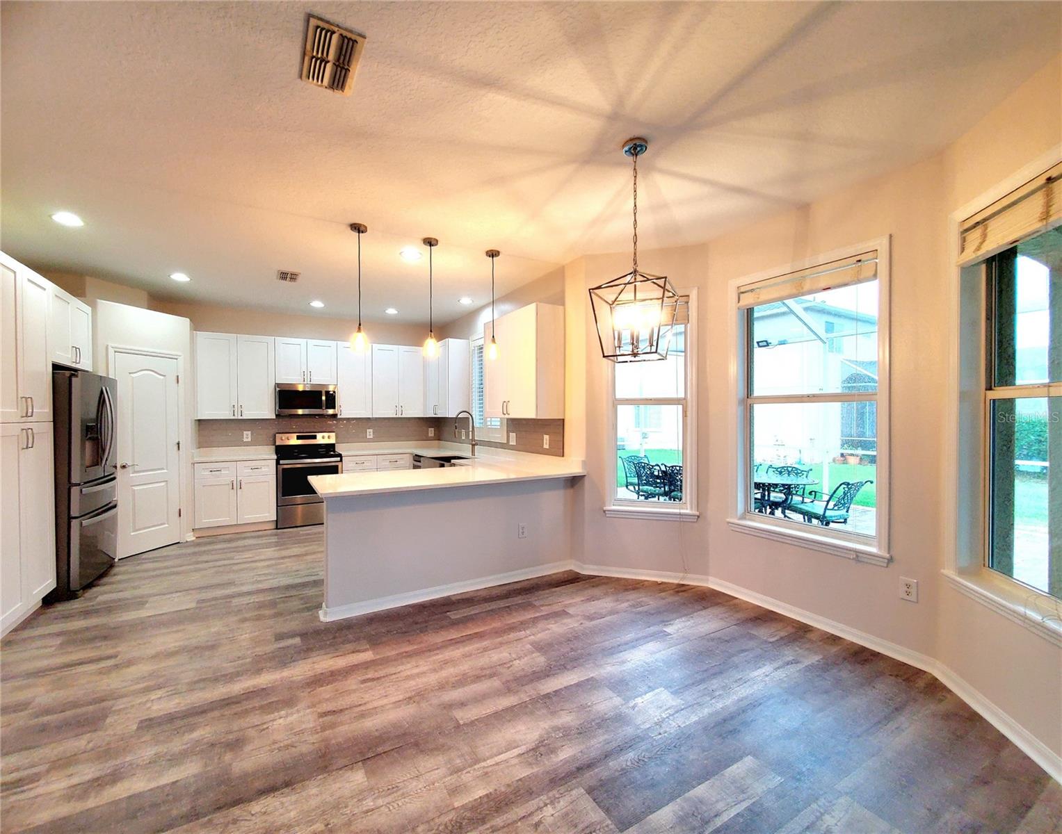 25644 FRITH ST — photo 17