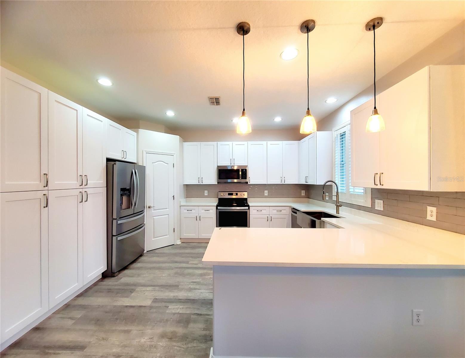 25644 FRITH ST — photo 12