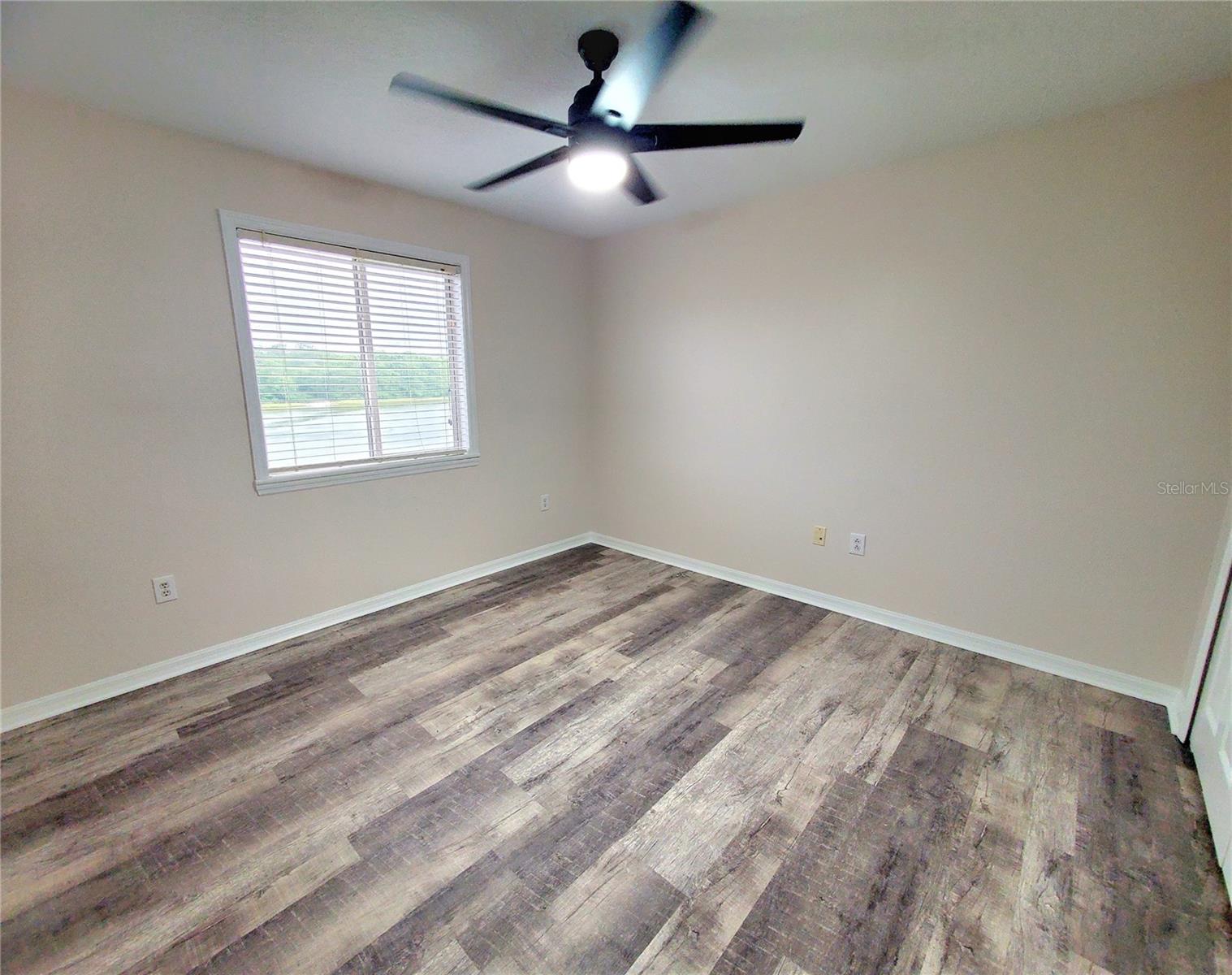 25644 FRITH ST — photo 35