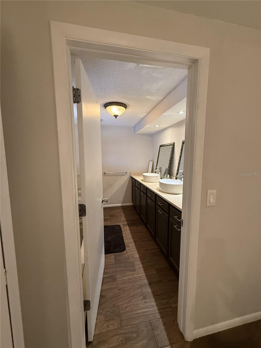 907 FRUITLAND AVE — photo 16