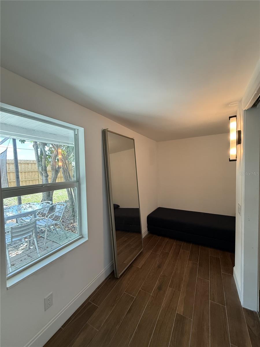 907 FRUITLAND AVE — photo 11