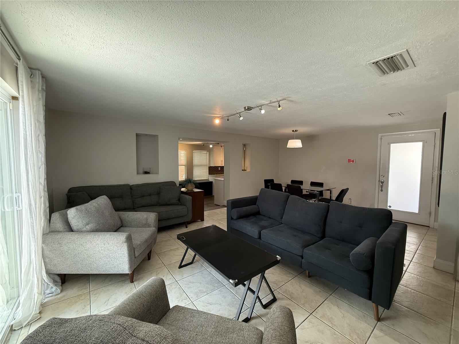907 FRUITLAND AVE — photo 7