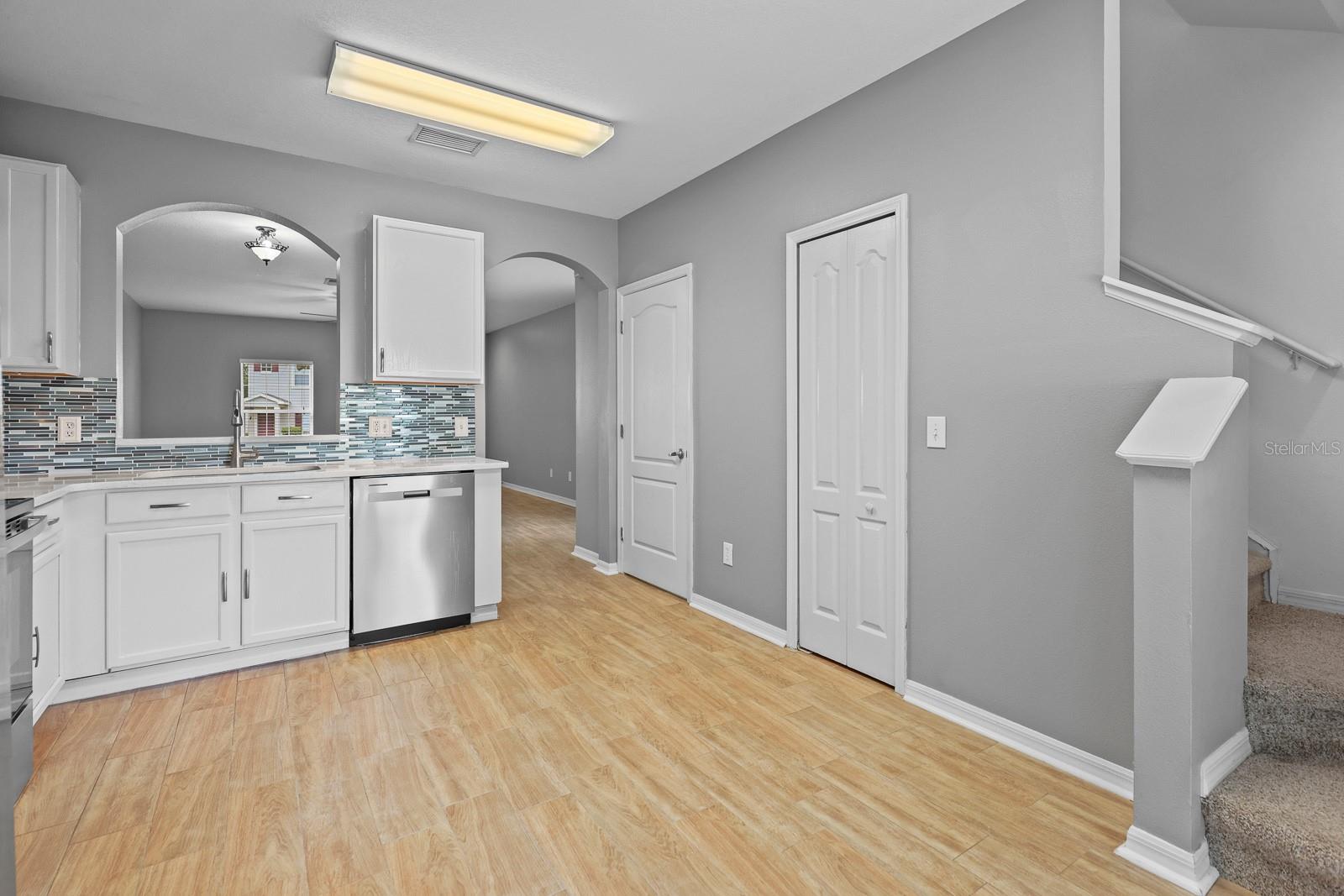 5879 FISHHAWK RIDGE DR — photo 10