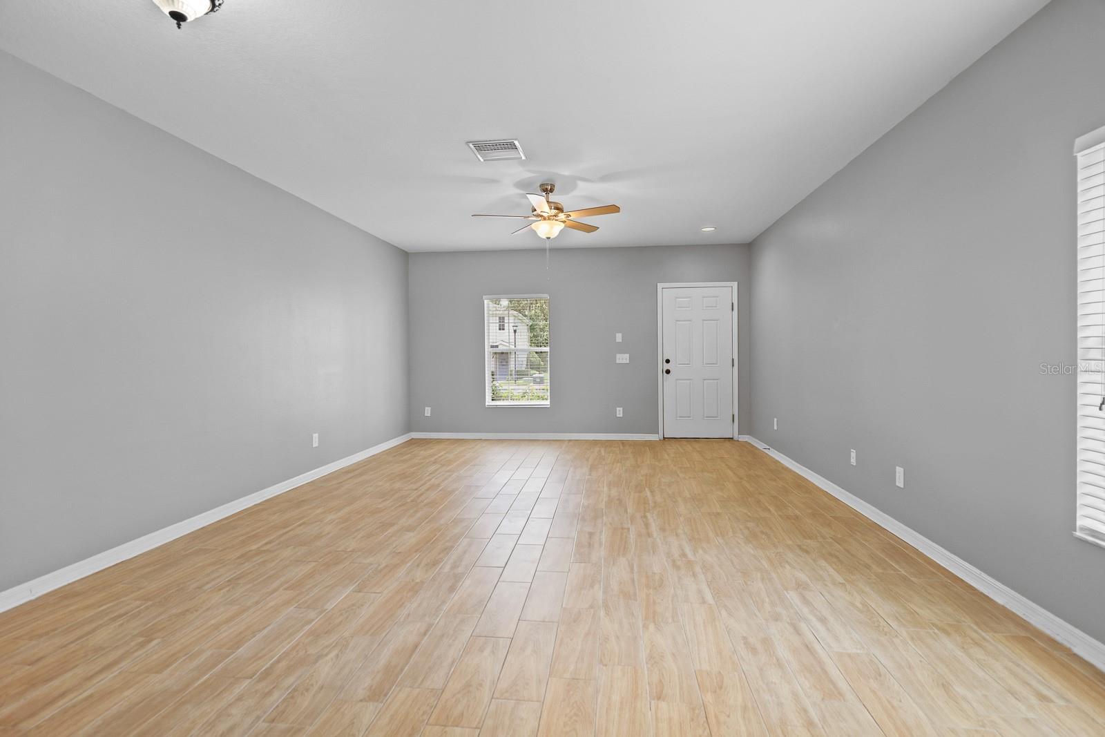 5879 FISHHAWK RIDGE DR — photo 8