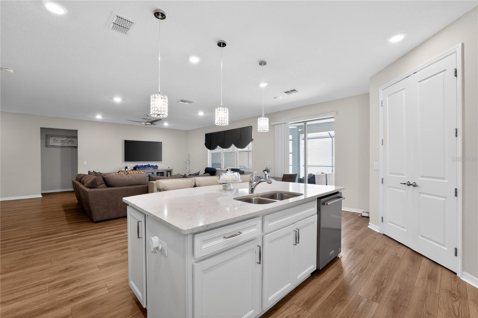 19263 BRIARBROOK DR — photo 9