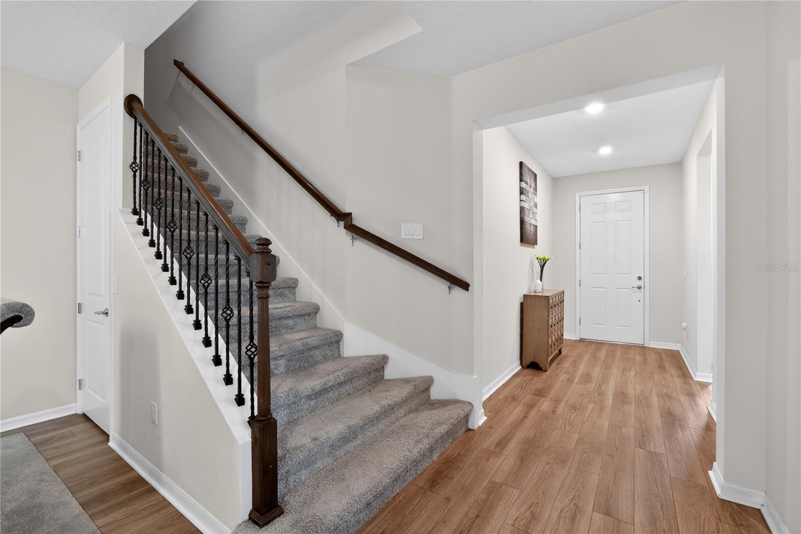 19263 BRIARBROOK DR — photo 3