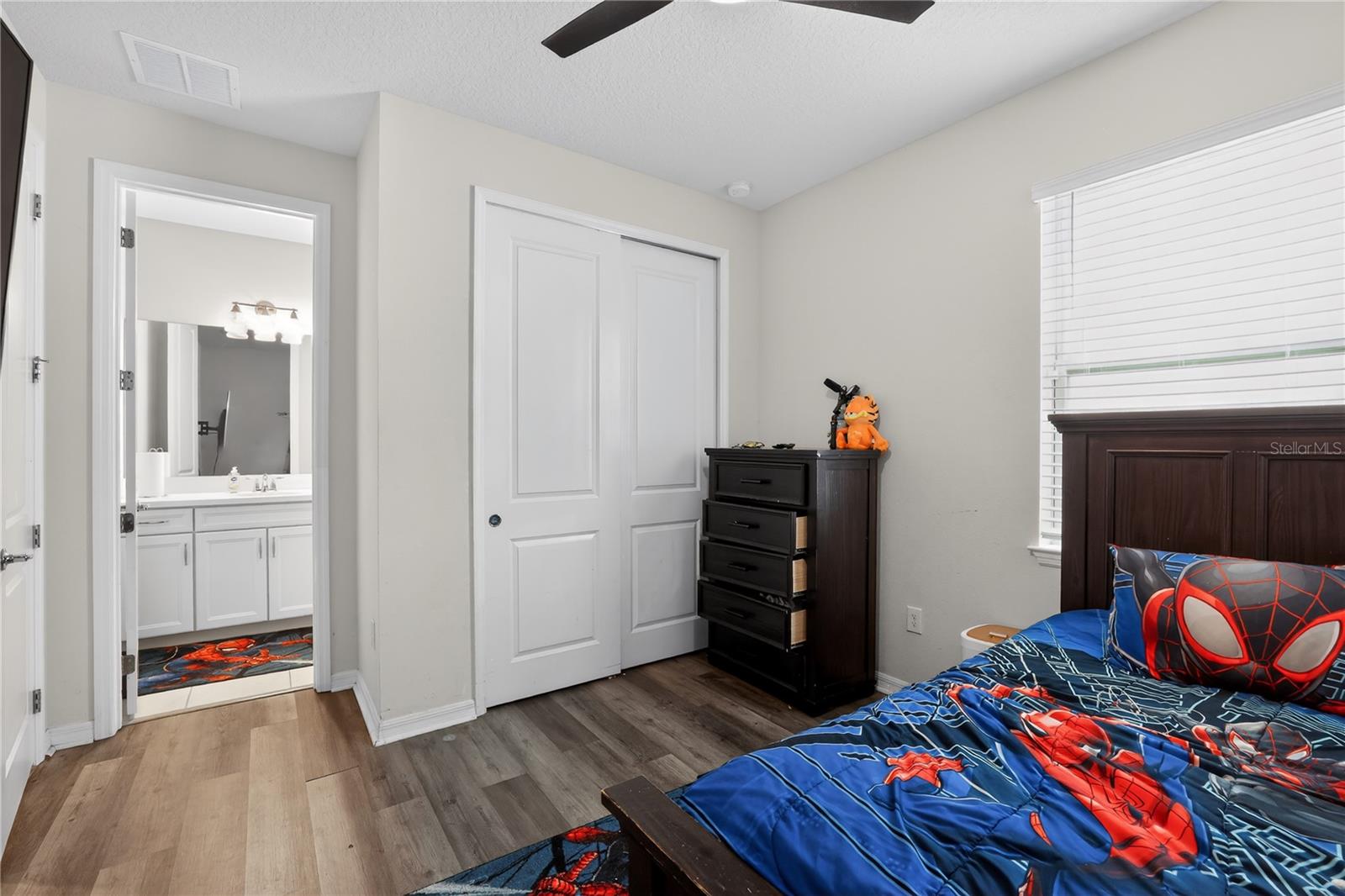 19263 BRIARBROOK DR — photo 19
