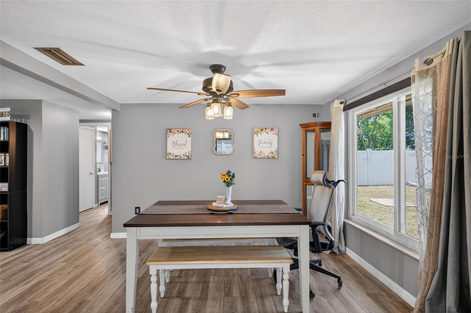 10237 OAK HILL DR — photo 9