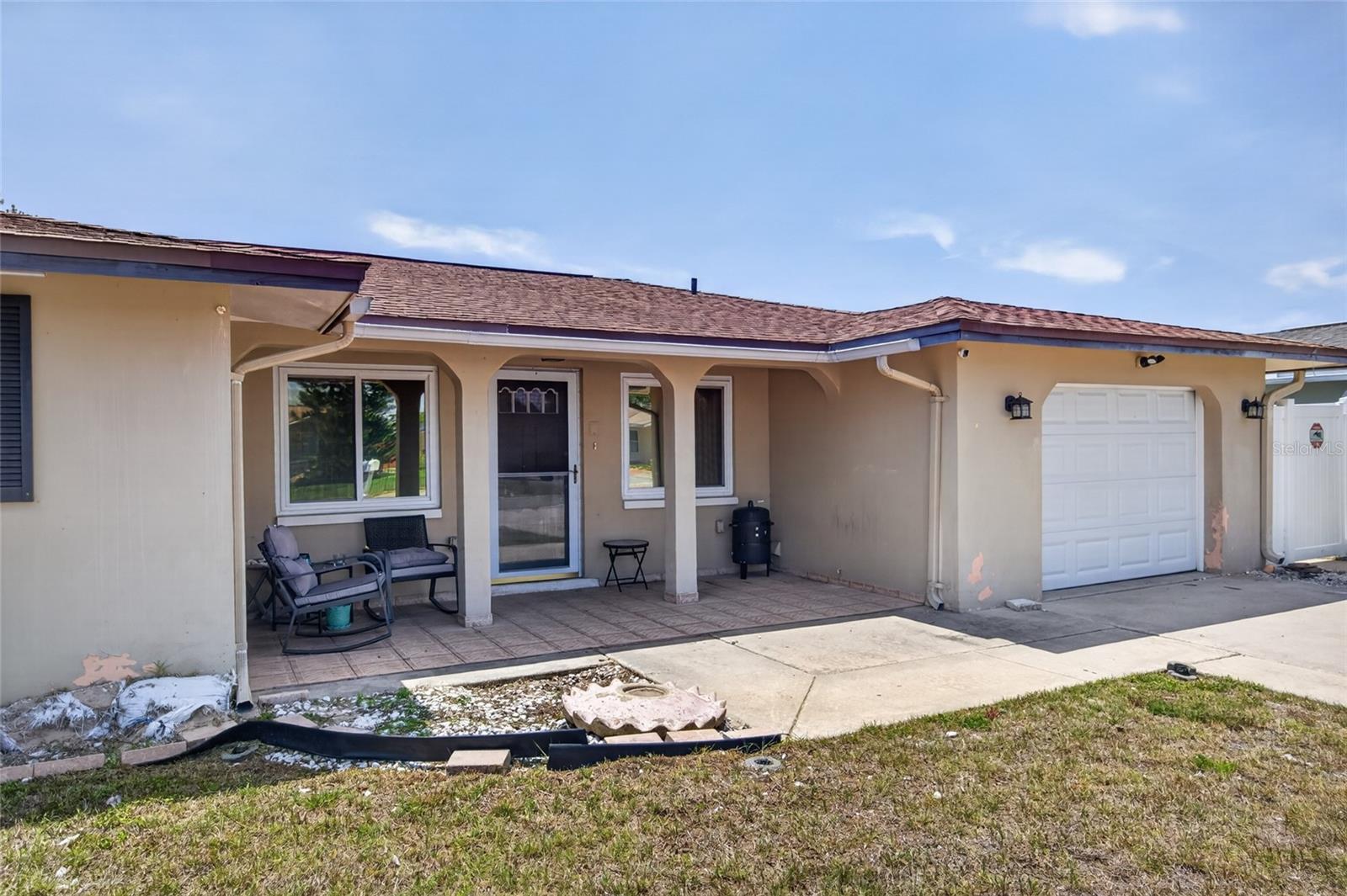 10237 OAK HILL DR — photo 3