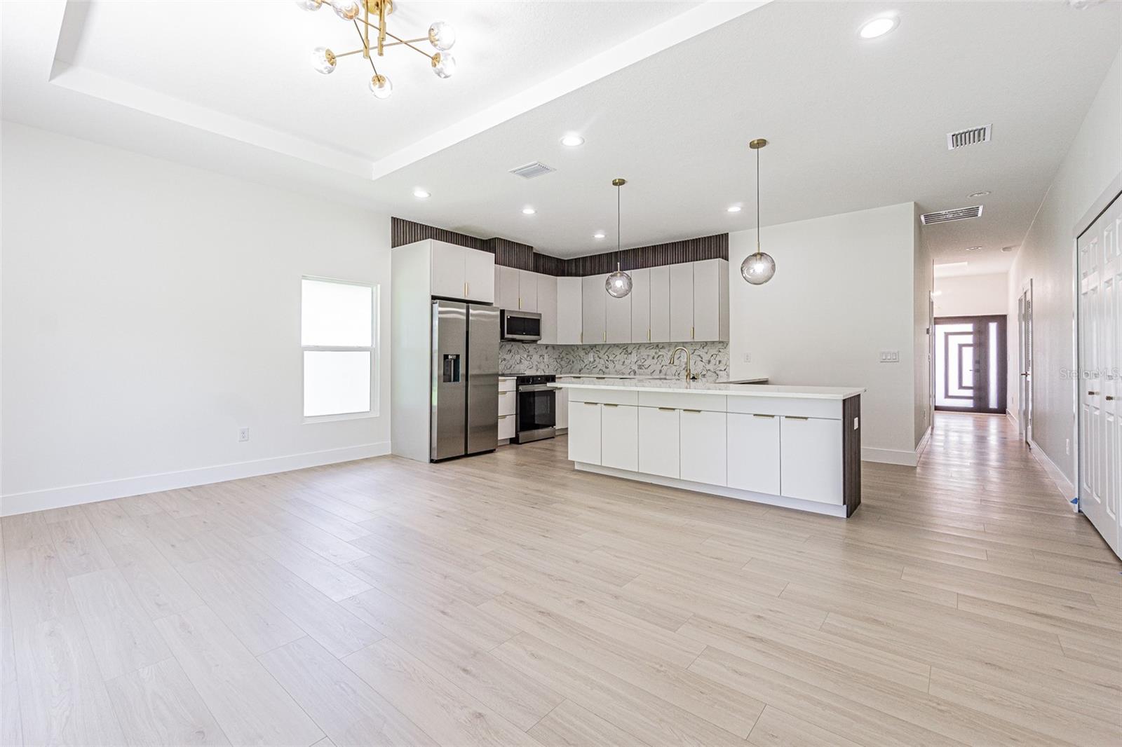 12680 N CENTRAL AVE — photo 13
