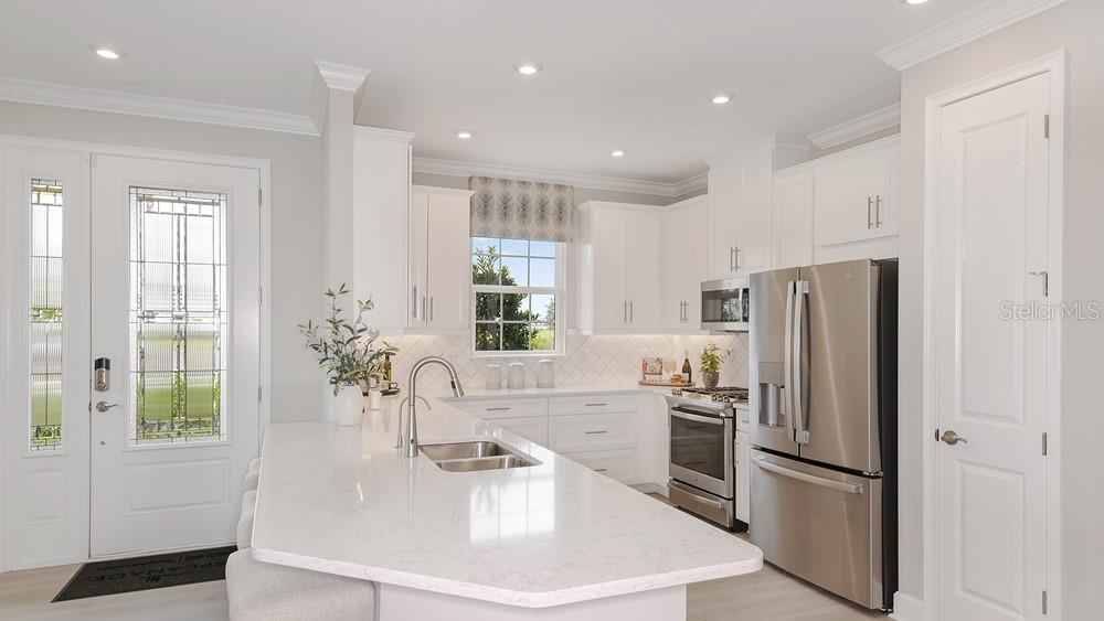 7524 MOONBEAM AVE — photo 2