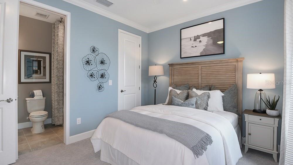 7524 MOONBEAM AVE — photo 10