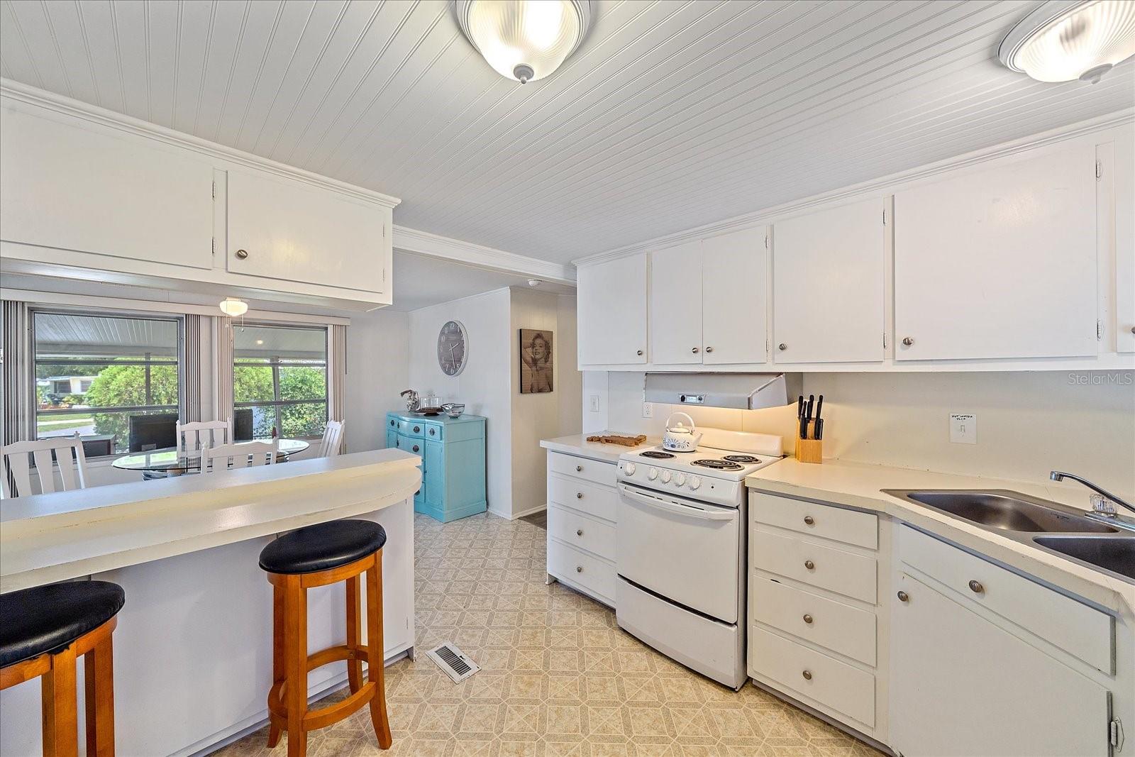 1100 UNIVERSITY PKWY #58 — photo 8