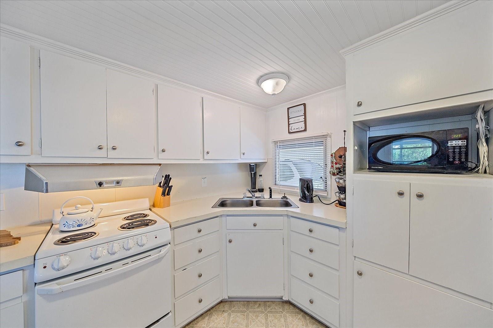 1100 UNIVERSITY PKWY #58 — photo 4