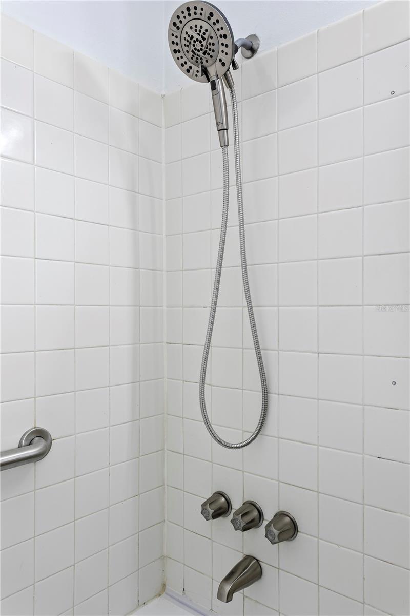 501 E BAY DR #104 — photo 17