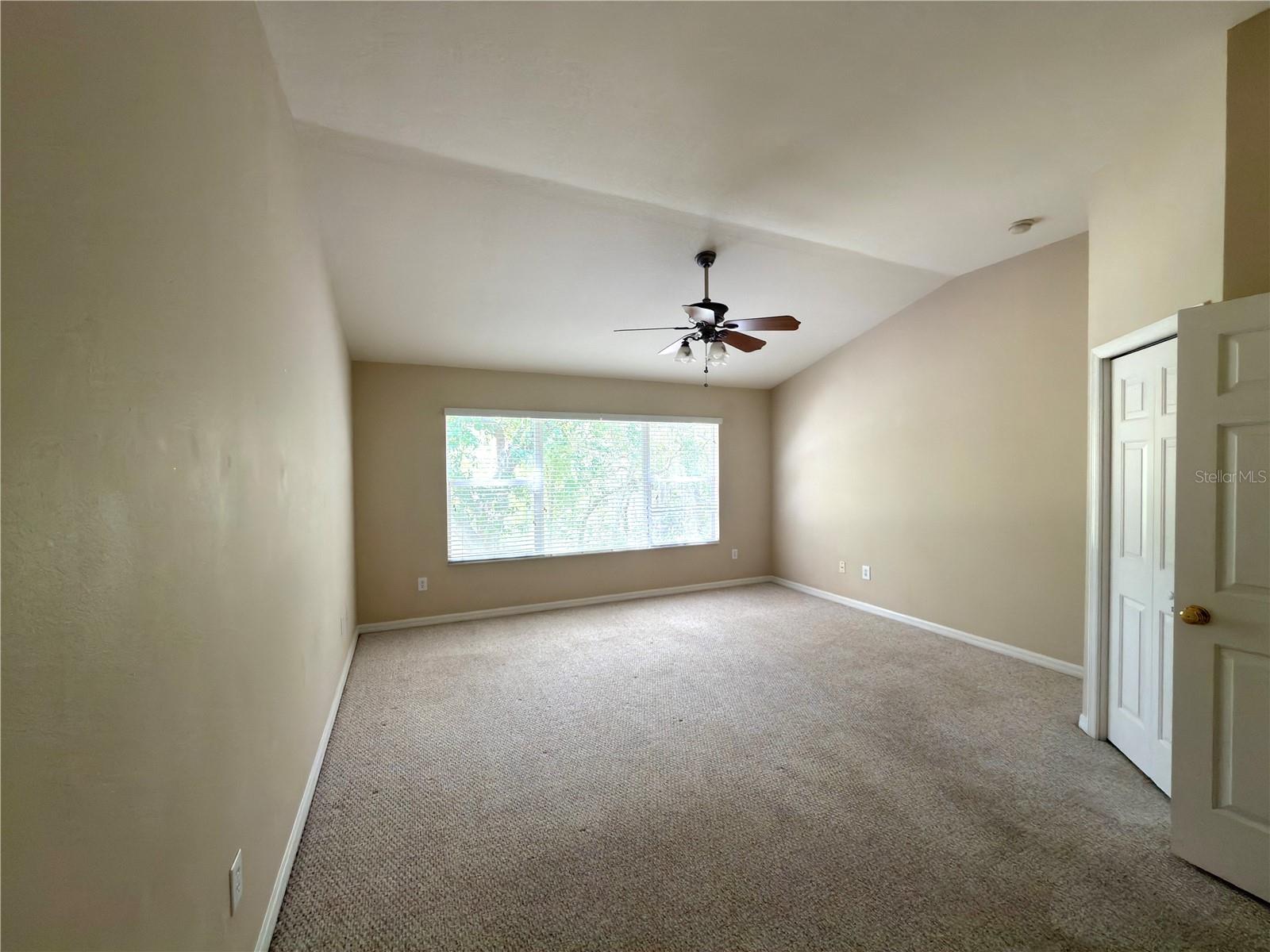 2437 EARLSWOOD CT — photo 5