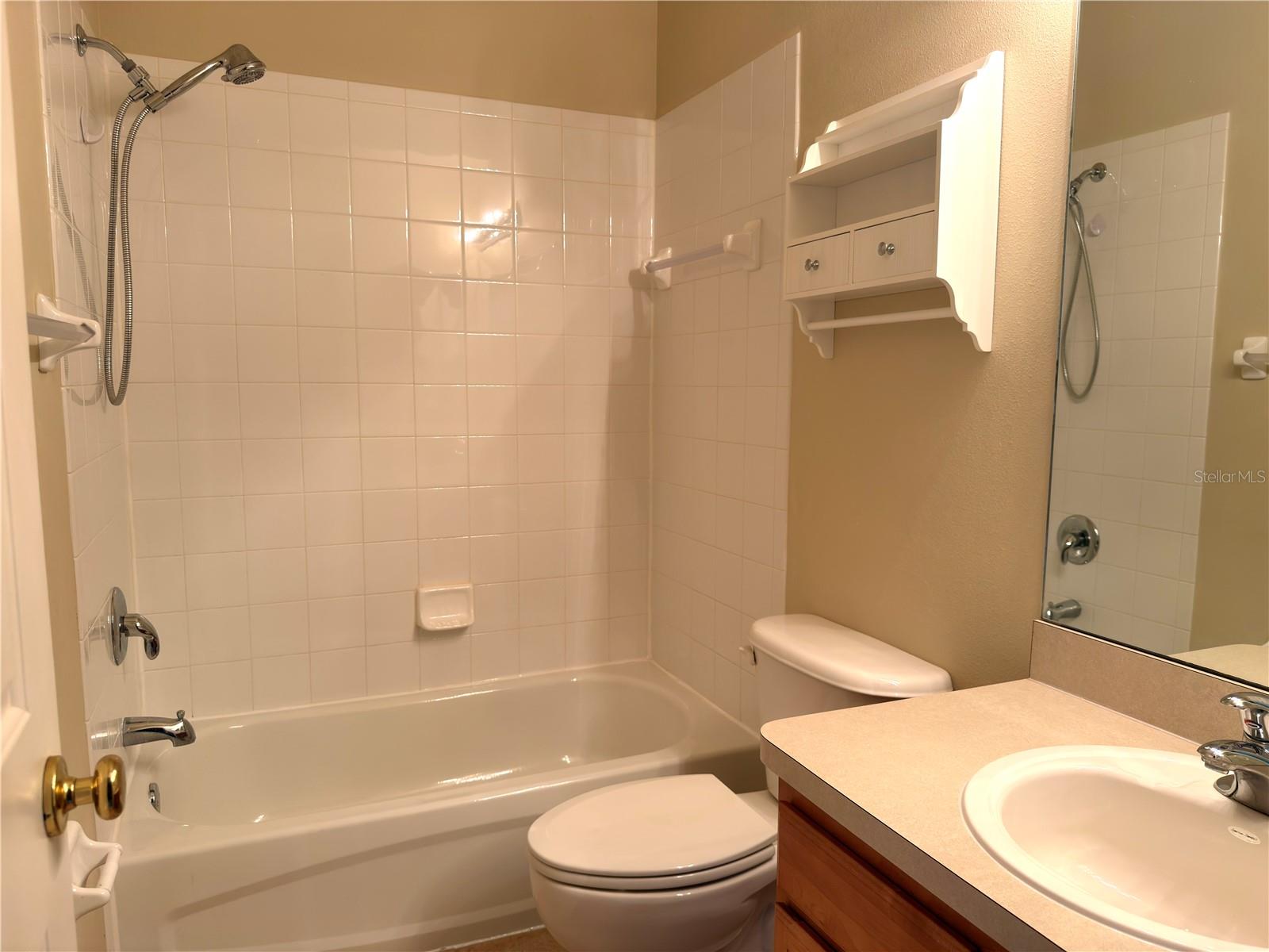 2437 EARLSWOOD CT — photo 8