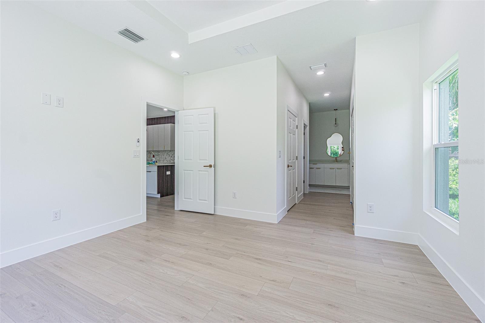 12690 N CENTRAL AVE — photo 28