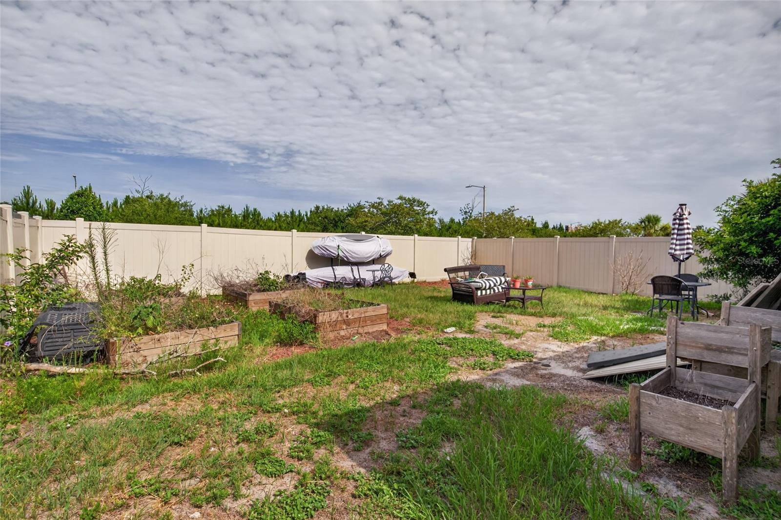 3915 GAINER SPRINGS AVE — photo 23