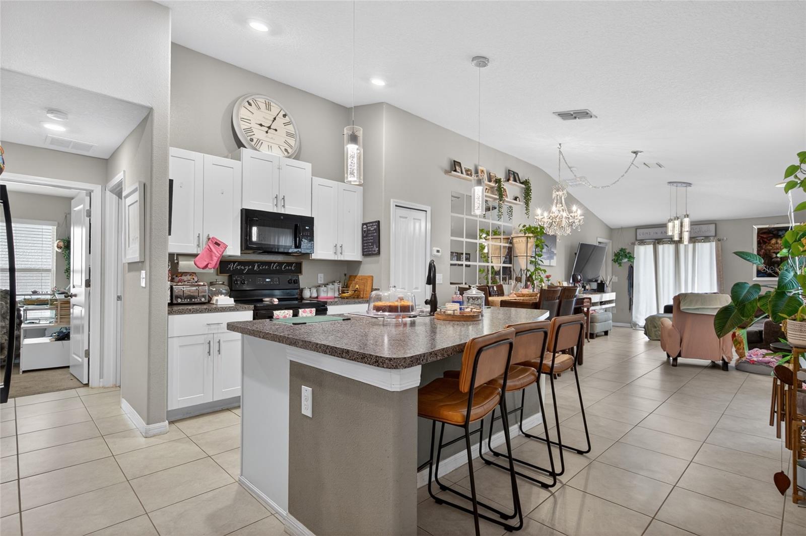 3915 GAINER SPRINGS AVE — photo 8