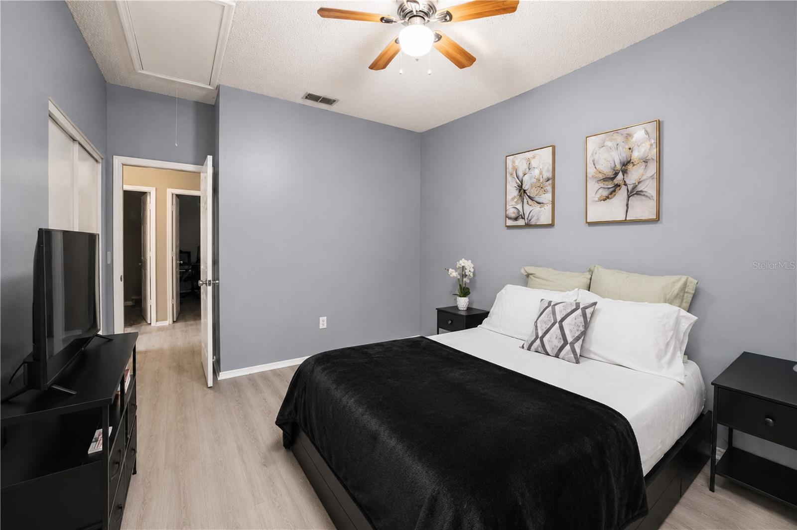 602 SAINT HENRY DR — photo 16