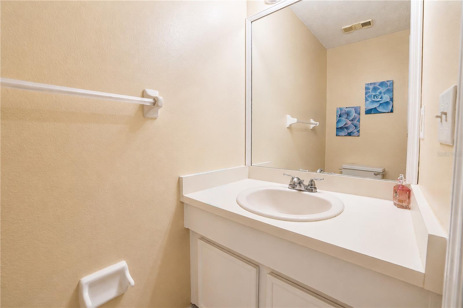 602 SAINT HENRY DR — photo 15