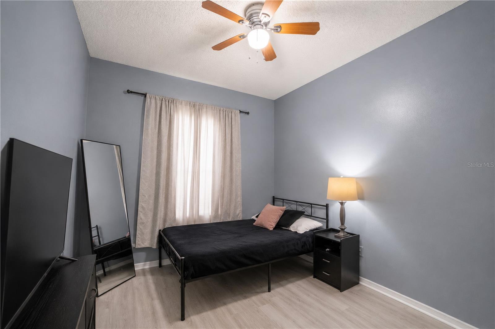 602 SAINT HENRY DR — photo 11
