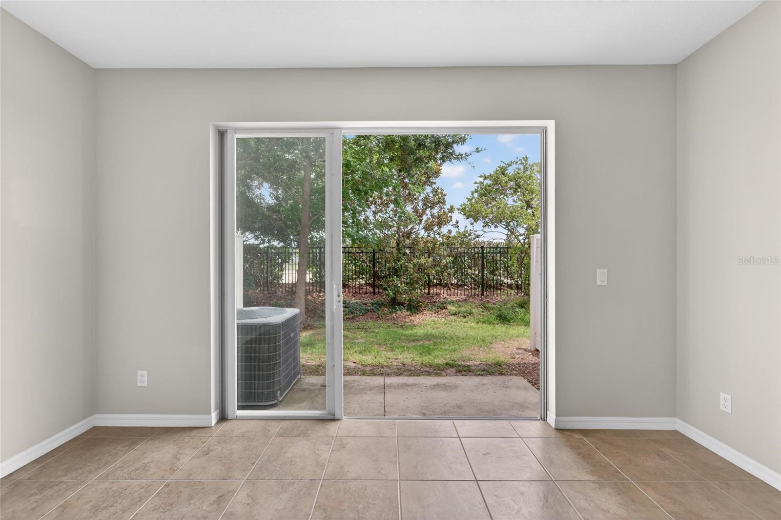5028 WHITE SANDERLING CT — photo 22
