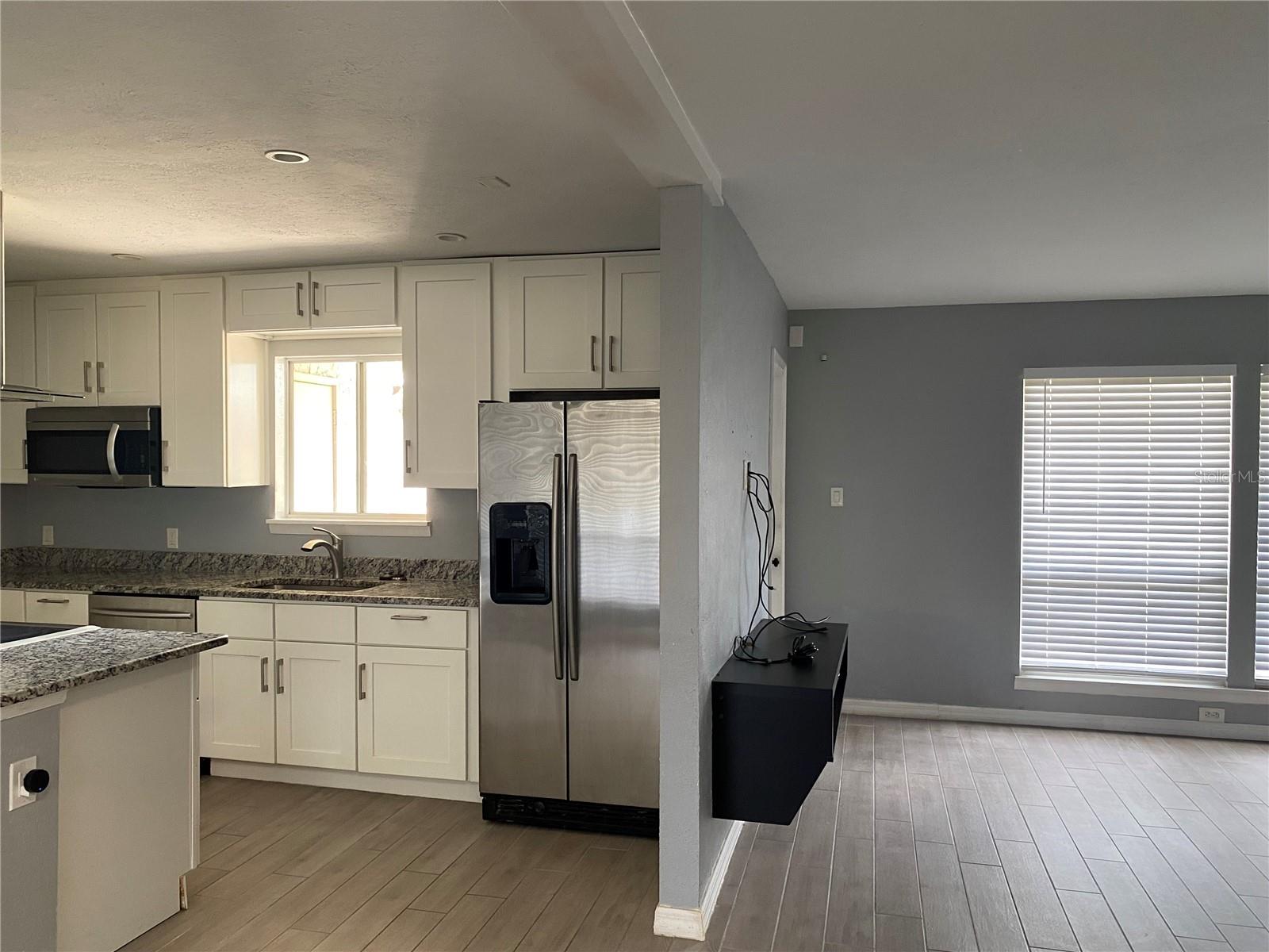 4394 SANDNER DR — photo 45
