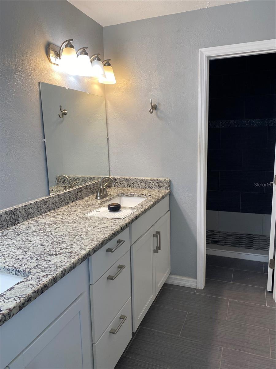 4394 SANDNER DR — photo 24