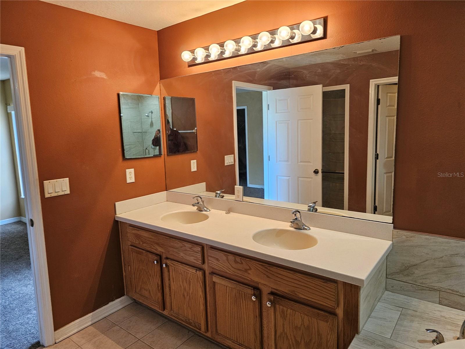 1147 EMERALD HILL WAY — photo 41