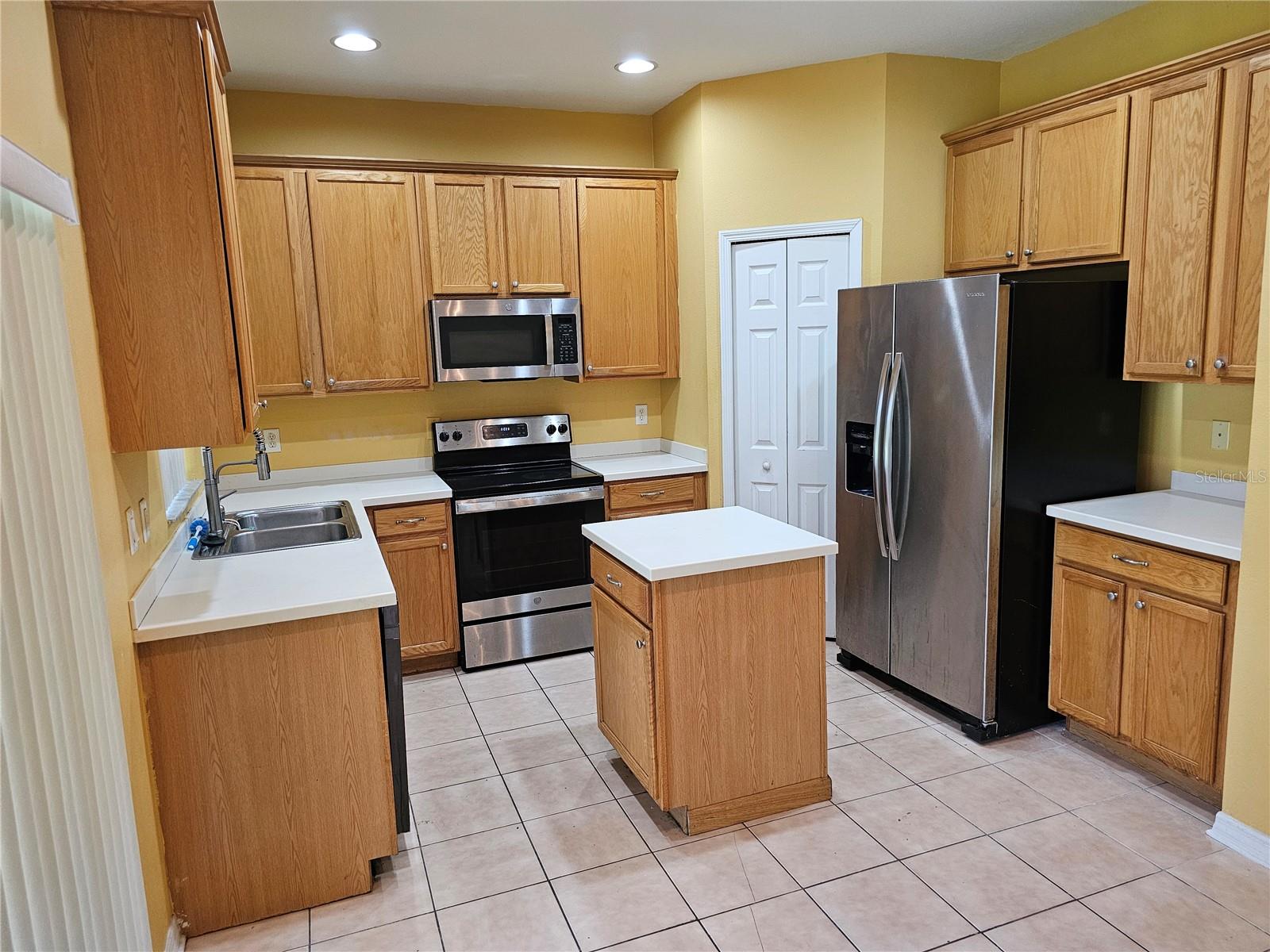1147 EMERALD HILL WAY — photo 12