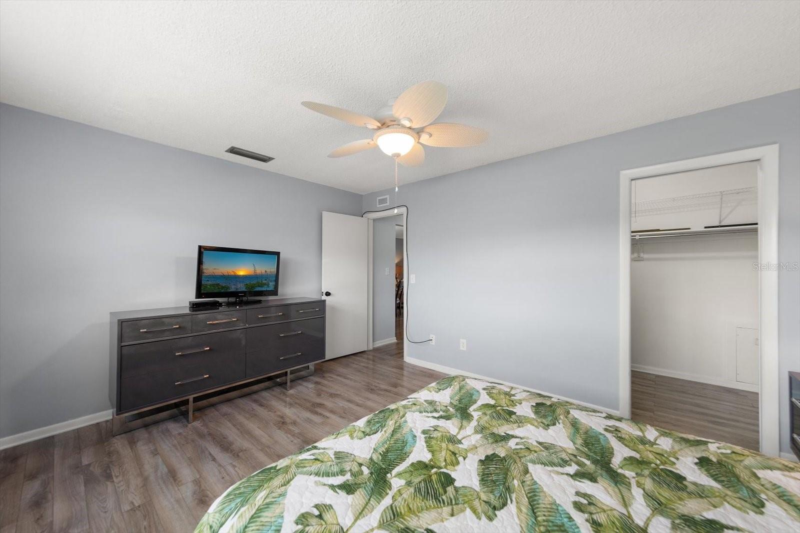 1668 S LAKE AVE #2 — photo 13
