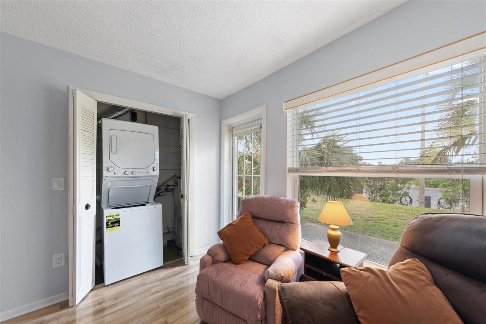 1668 S LAKE AVE #2 — photo 17